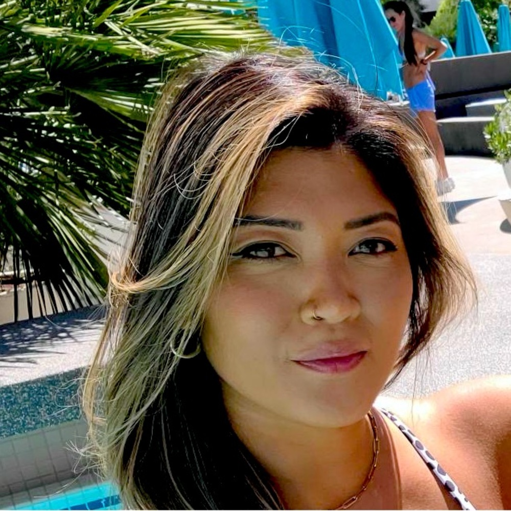 Meet your Posher, Hannah